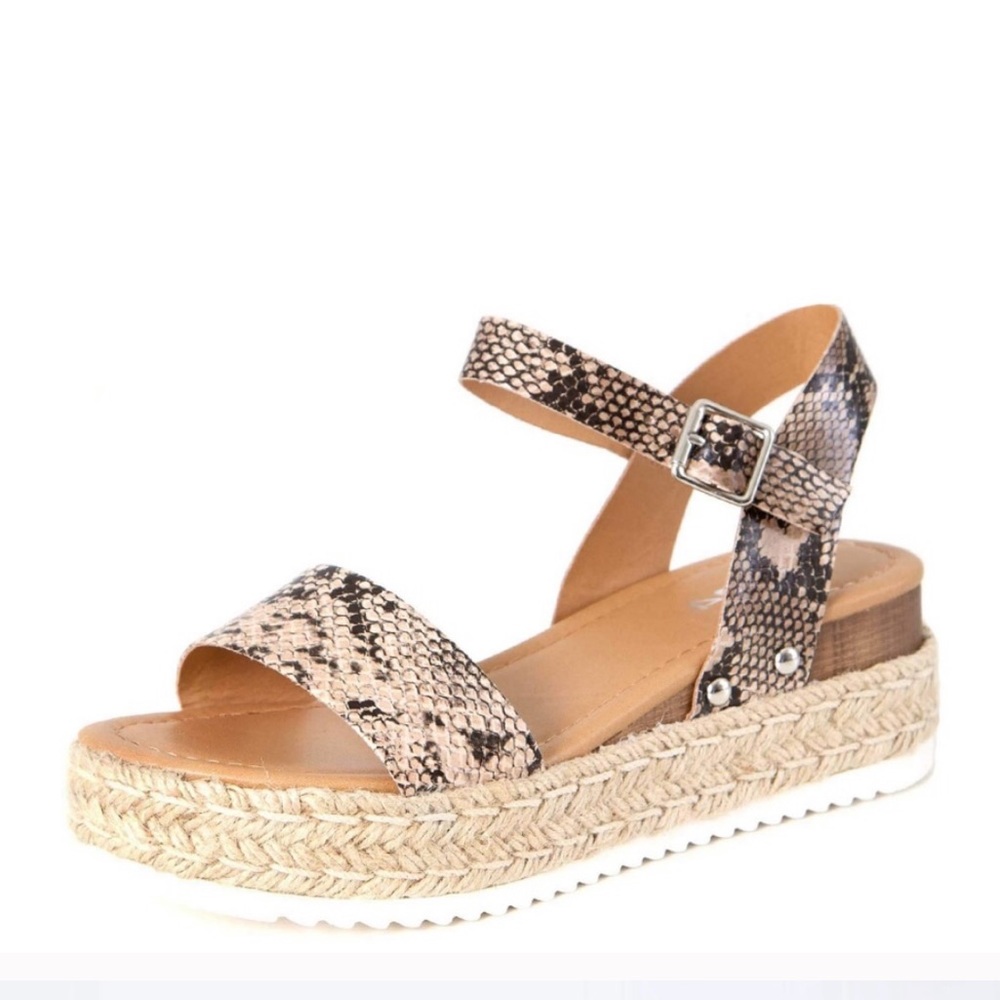 Soda Snake Print Espadrilles Size 7 NWT and Box